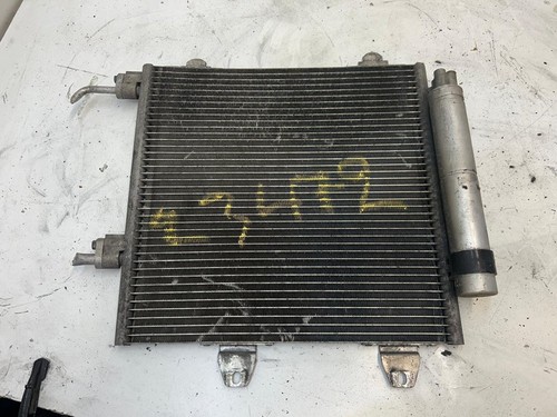 Condenser radiator air - /,